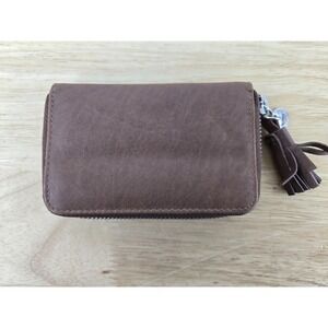 iLi New York Genuine Leather Zip Around Pouch